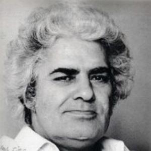 آهنگ جدید و زیبای محمد نصر به نام ماه خون باید اِستاد و فرود آمد بر آستانِ دری که کوبه ندارد،  شعر و صدا احمد شاملو