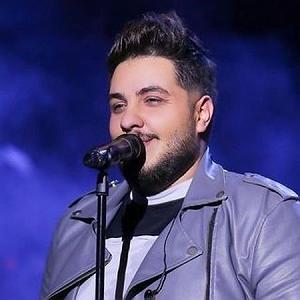 آهنگ جدید و زیبای محمد نصر به نام ماه خون خوش به حالم تورو دارم