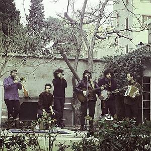 آهنگ بخند حامد محضرنیا با جملات انگیزشی از بابک بهمن خواه به من بخند عزیزم