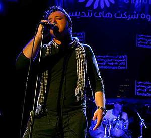 آلبوم با ستاره‌ها دلت میاد یاد چشمات