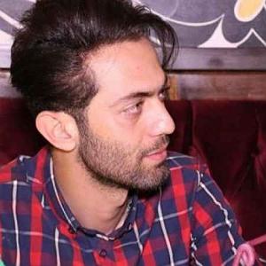آهنگ بخند حامد محضرنیا با جملات انگیزشی از بابک بهمن خواه حامد محضرنیا گلخانه