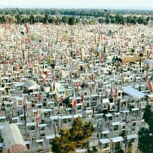 علیرضا قربانی  وطن نامه 1 از خون جوانان وطن لاله دميده