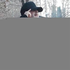 حواسم بهت هست هست