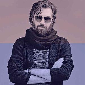 سعید مدرس سعید مدرس گریه نکن که بغض تو به من سرایت می کنه