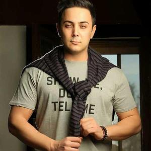 ناصر زینعلی مجسمه بلودموزیک|bloodmusic ماه قشنگم