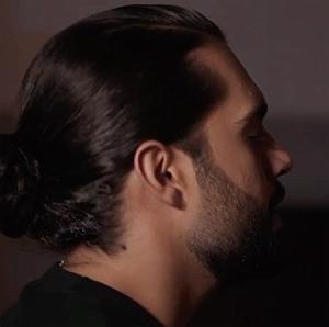 حامیم تاریک ترین روزامو پشت سر میزارم