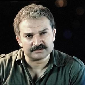 دانلود آهنگ جدید مهدی اعراف به بی خودی در این دنیا