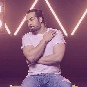 آهنگ جدید مهدی اعراف به فشنگ منتشر شد نگین قلبمی واسه دلم مرهمی مجید رضوی کامل و اصلی منتشر شد