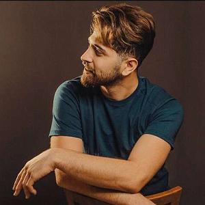 علیرضا پویا نگاه خاص(remix)