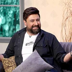 محمد علیزاده - زندگی اومدم با لیلی و مجنون رقابت کنم