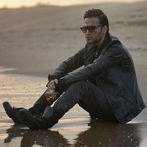 مهدی احمدوند چی شد بلودموزیک|bloodmusic mibaramet ye jaye door