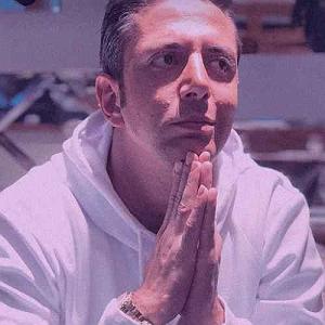 رضایا تو عوض نمیشی با من بد نمیشی