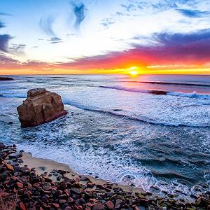 به خواب عمیق برو خواب عمیق با وصدای امواج دریا