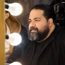 دکلمه کوتاه زندگی-باصدای احمدعلی عسکریان زندگی کوتاه یک دم و یک آه ما وسط راه