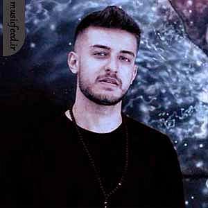 بچه پایین 1