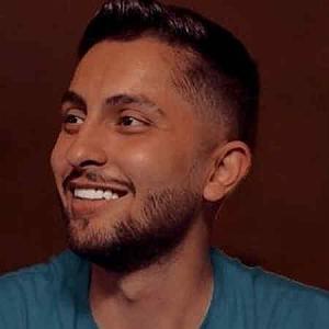 همه چی آرومه بیا نزدیکم