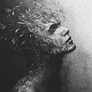نمایشنامه انگشت انگشت  اثر انگشت(و میلاد بابایی)