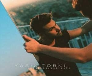 یاسین ترکی چند شخصیتی