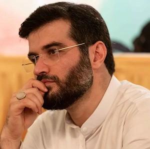 محمد معتمدی  شب که نسیم می وزد قسمت 6 – واحد تند: می وزد عطر شهادت در هوای هیئتت بر مشام عاشقان بی ریای...