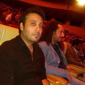 آلبوم پرنده بی پرنده پرنده غمگین