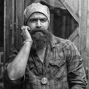 معین زد هیچ بلودموزیک|bloodmusic دمتون گرمه با