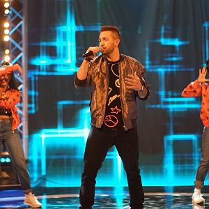 یاشار خلیق دیوونگی با تو(live)