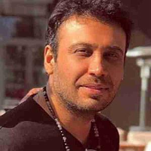 محسن چاوشی  شبی که ماه کامل شد بیا که چشم تو تا شرم و ناز دارد