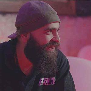 معین زد هیچ بلودموزیک|bloodmusic رپ فارسی معین زد من عاشقانه شاعرم