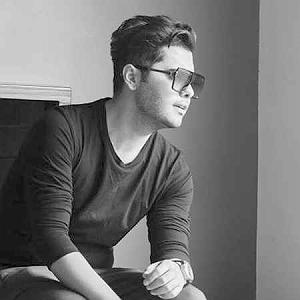 یوسف زمانی کافه بلودموزیک|bloodmusic زیبای دوست داشتنی