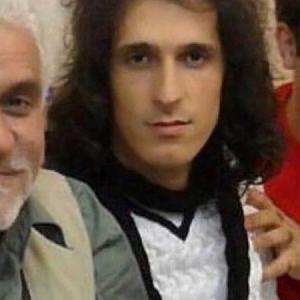 اسمش عشقه اسمش عشقه