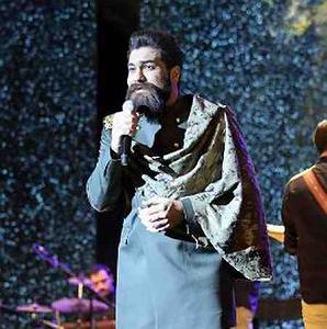 علی زند وکیلی  باهار شیراز تیتراژ سریال زیر پای مادر