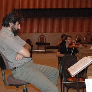 اهنگ faridam از اکیف اسماعیل زاده  ایران سرزمین پاکان (بی کلام)